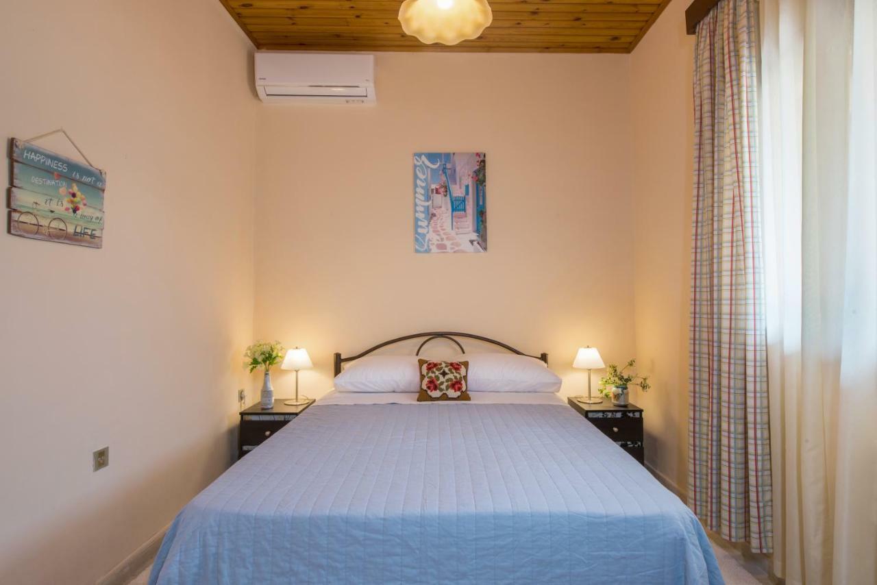 Family Holiday Apartment With Garden & Bbq Velonádes エクステリア 写真