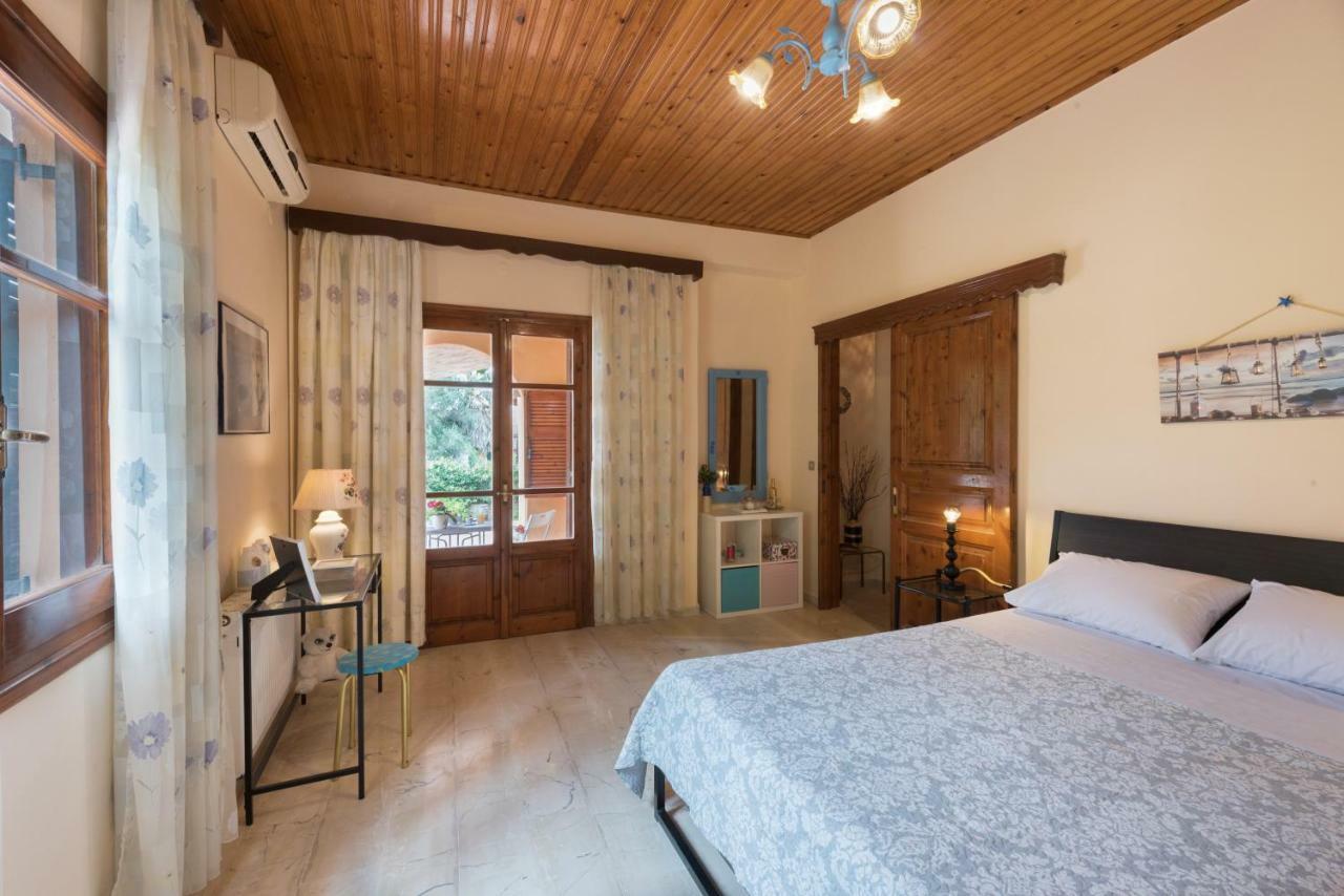 Family Holiday Apartment With Garden & Bbq Velonádes エクステリア 写真