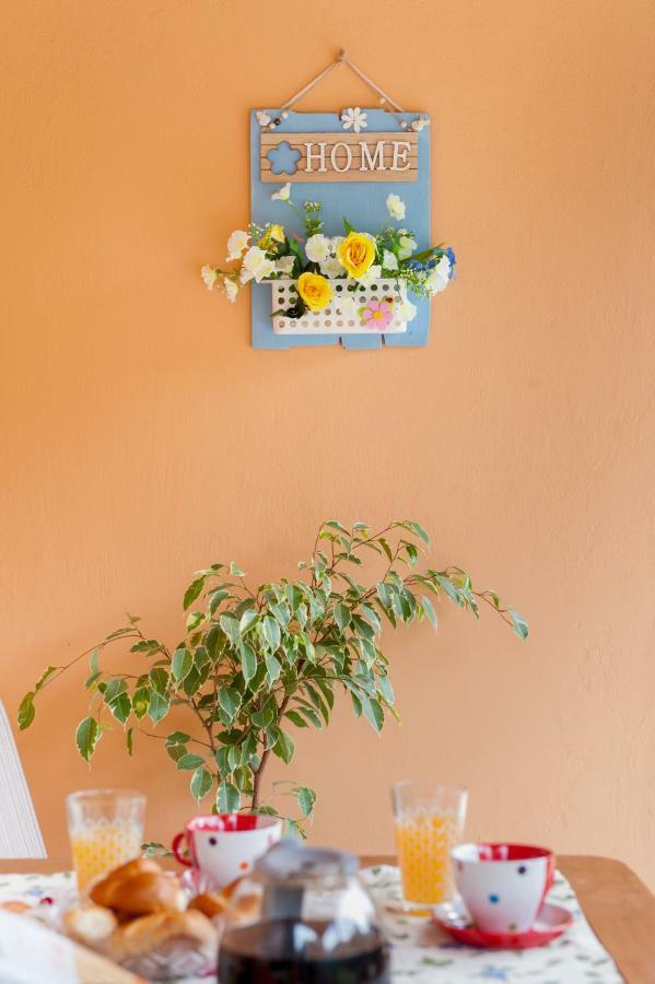 Family Holiday Apartment With Garden & Bbq Velonádes エクステリア 写真