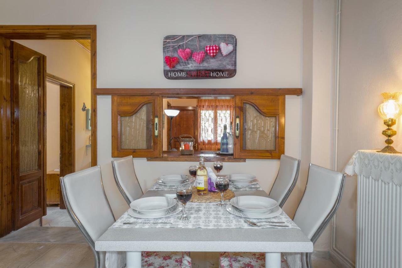 Family Holiday Apartment With Garden & Bbq Velonádes エクステリア 写真